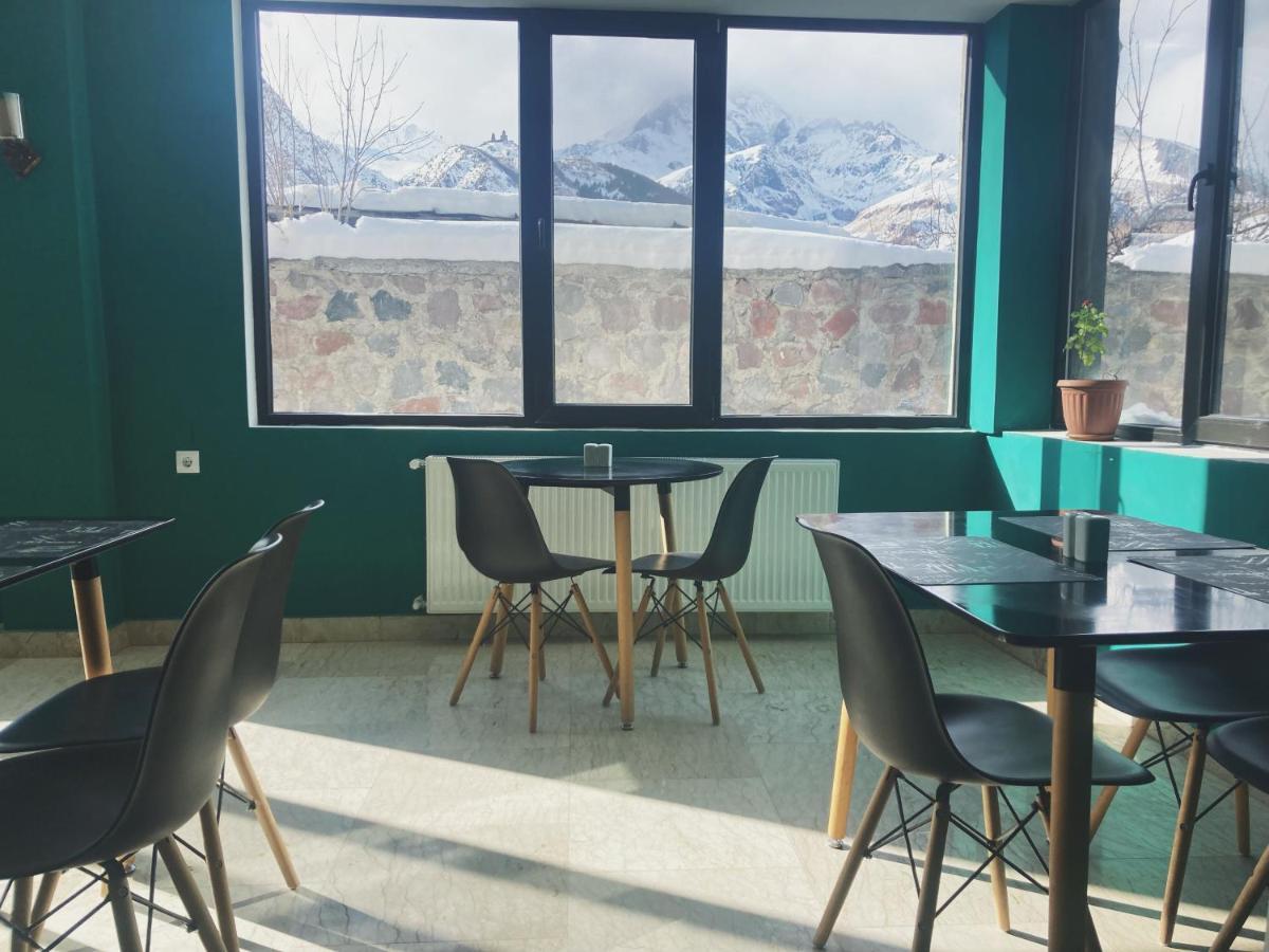 Shushabandi Kazbegi Hotel Екстериор снимка