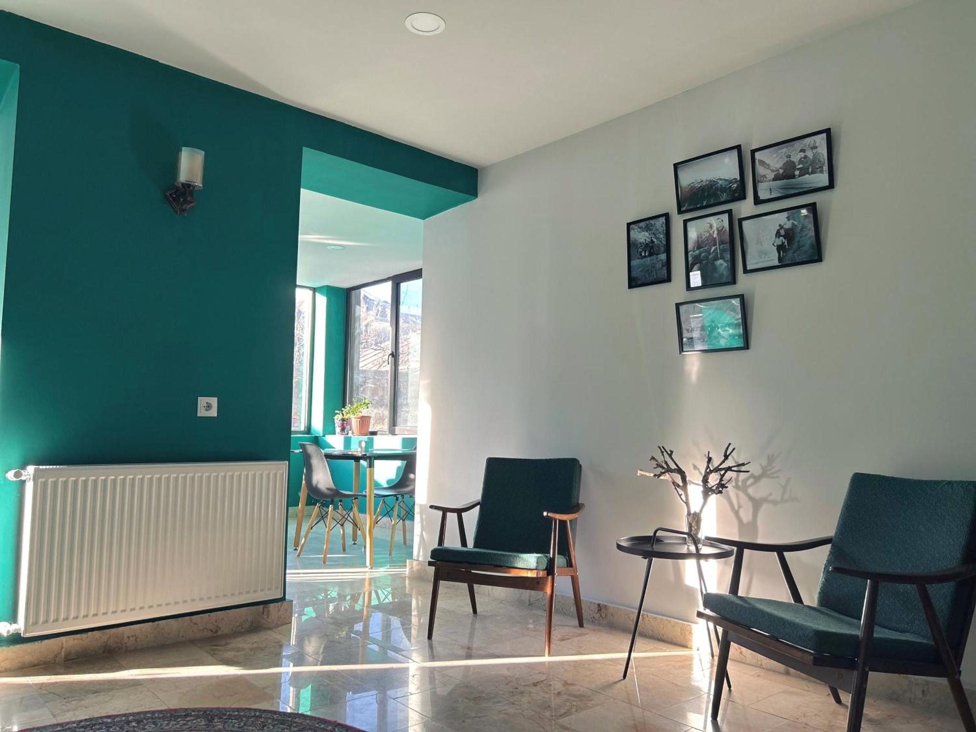 Shushabandi Kazbegi Hotel Екстериор снимка